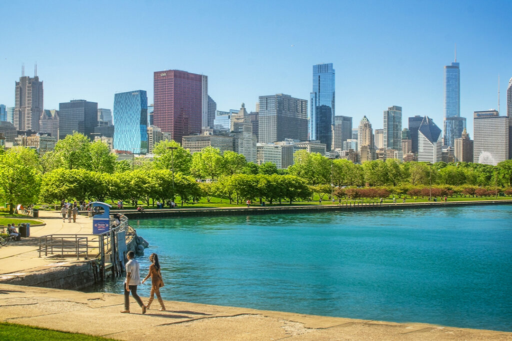 Stroll on the Lakefront Trail